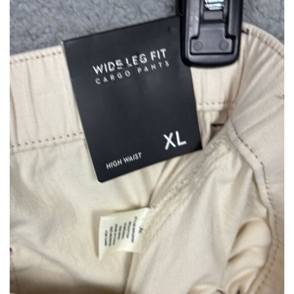 Ultra Flirt Women's Juniors' Wide Leg Fit Cargo Pants High Waist Beige XL NWT's - Picture 4 of 8